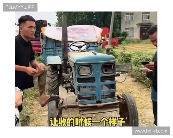 是惯犯!“割四赔五”大妈正脸曝光,05后妈妈田埂上哭诉网友心疼_大姨_收割机_麦子